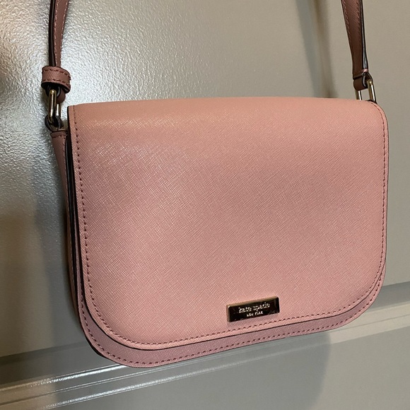 Kate Spade CrossBody Purse - Picture 1 of 5